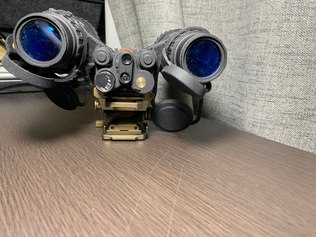 マリタイムヘルメット　pvs15 WILCOXレプリカマウント