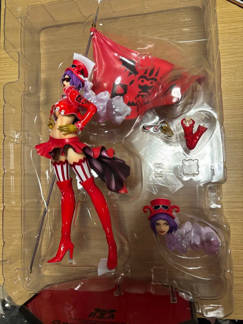 ワンピース　ベロベティ　pop