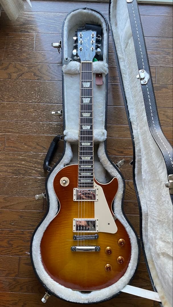 Gibsonレスポール　ワンオーナー 社外自動チューニングマシンお付けします。