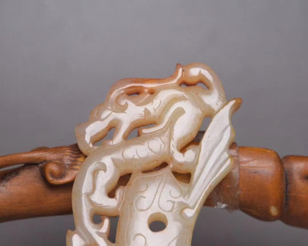 中国古美術・高古龍佩・和田玉製・細密彫・根付・裝身具・置物・玉墜・玉珮・賞物