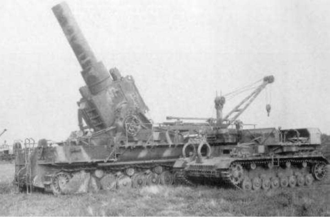 WWⅡ ドイツ軍 カール54cm自走臼砲 5号車 ロキ号　1/72 完成品模型