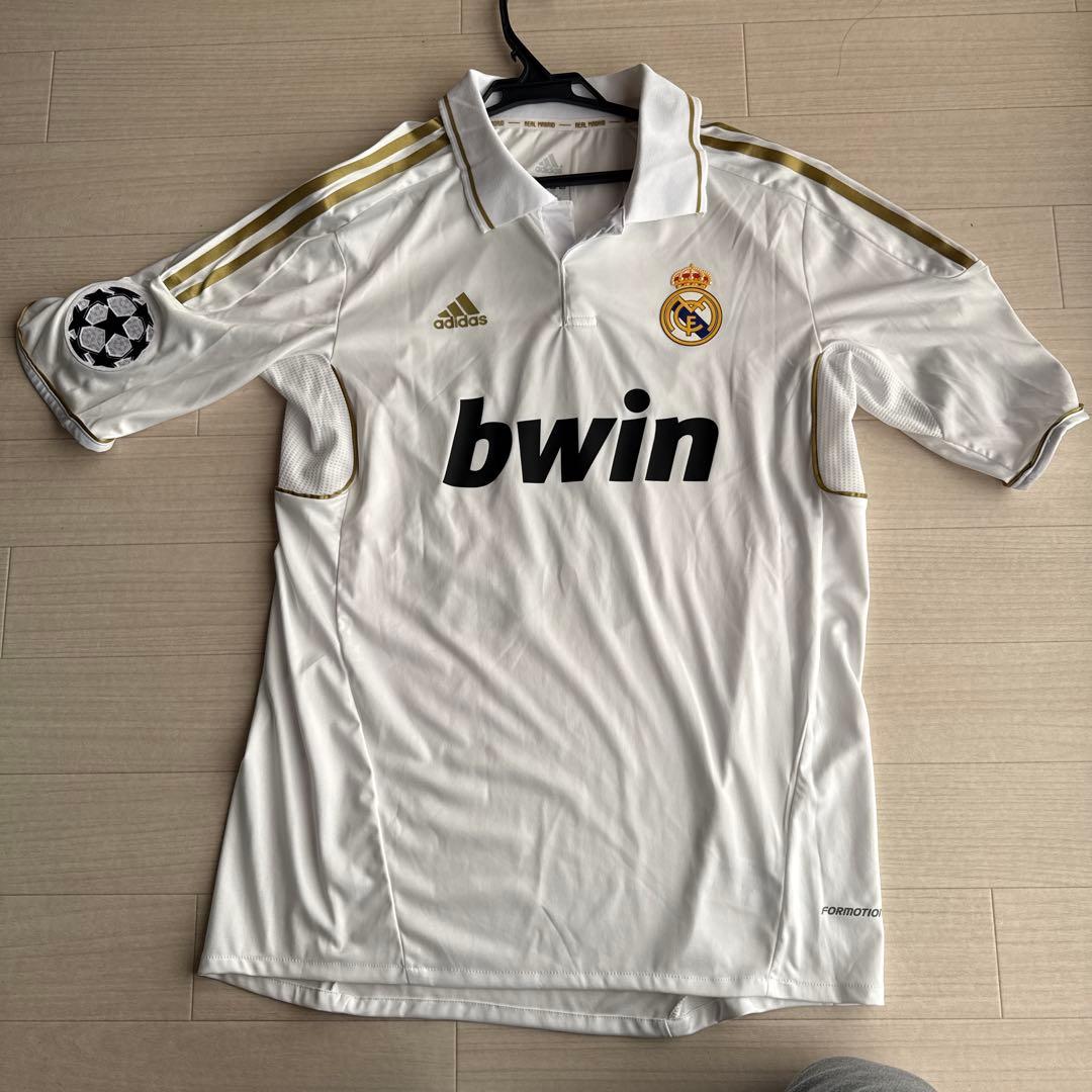 レアル・マドリード　エジル　ユニフォーム　10番