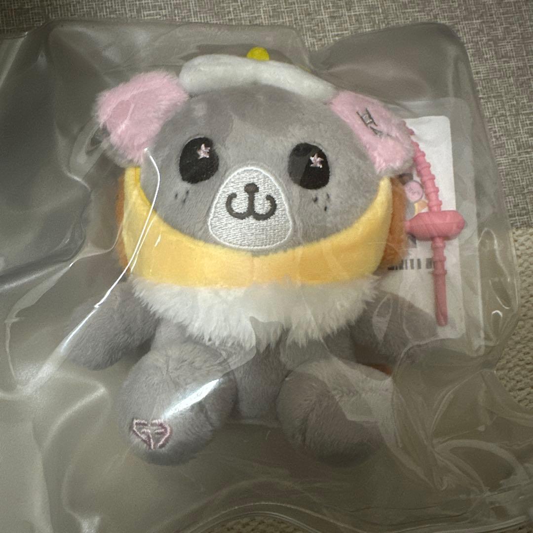 ぬいぐるみ LOOK KHUNNOO DOLL KEYCHAIN