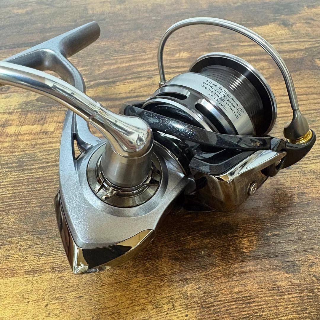 【1度使用しただけの美品】DAIWA CALDIA3012H 056166