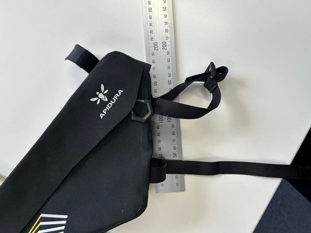 APIDURA フレームバック RACING FRAME PACK 2.4L