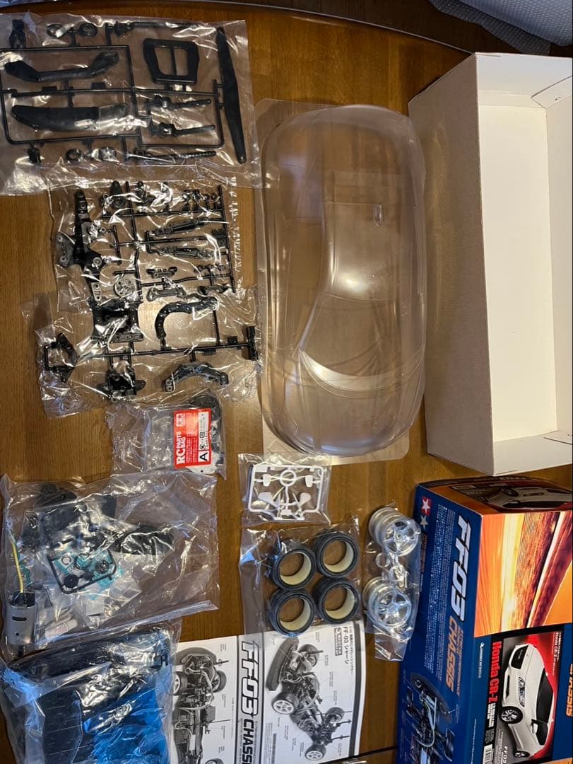 タミヤ 1/10RC Honda CR-Z (FF-03)(未組立)