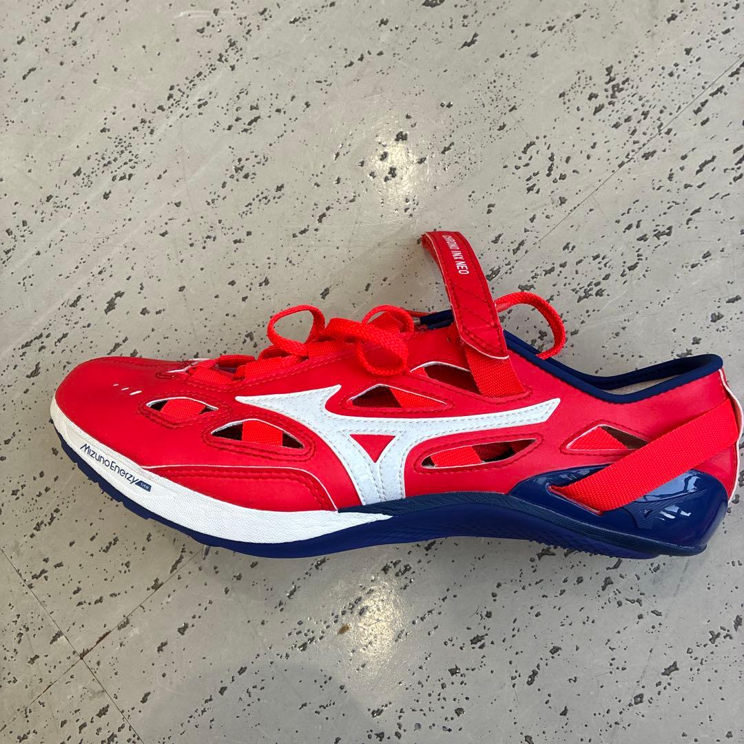 ミズノ　クロノインクスネオ 27.5cm