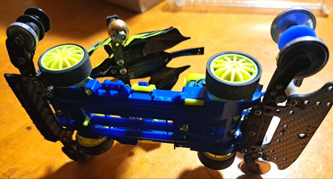 ミニ四駆　エアロアバンテ　レース仕様 フルカスタム済み　青VZ