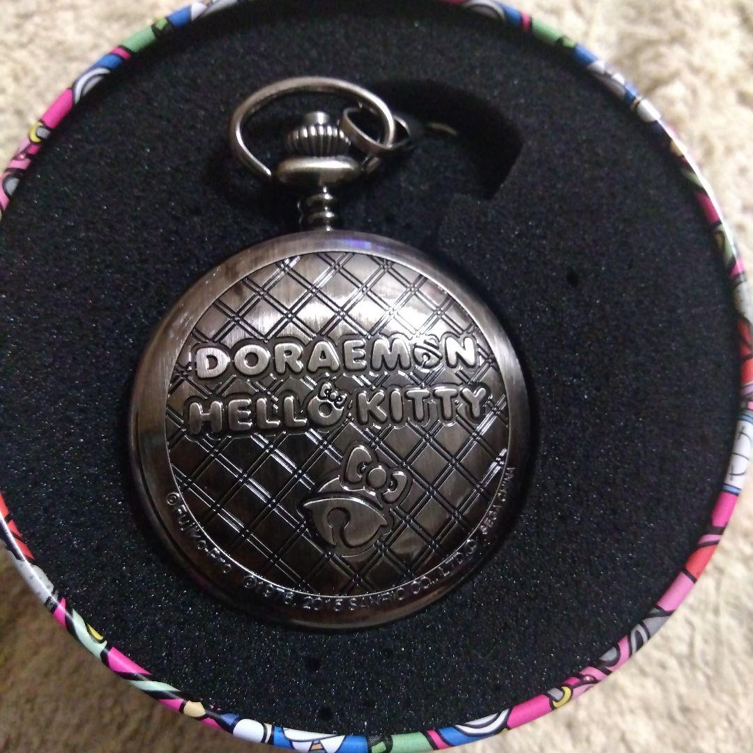 ドラえもん×ハローキティ　プレミアム懐中時計