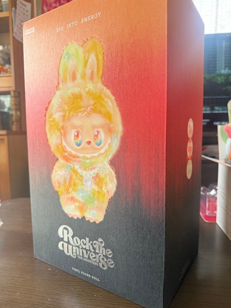 ぬいぐるみ LABUBU Big into Energy ROCK
