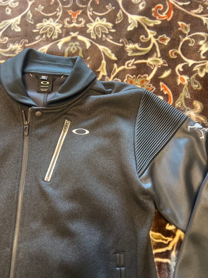 極美品 オークリー スカル ゴルフブルゾン ブラックXL