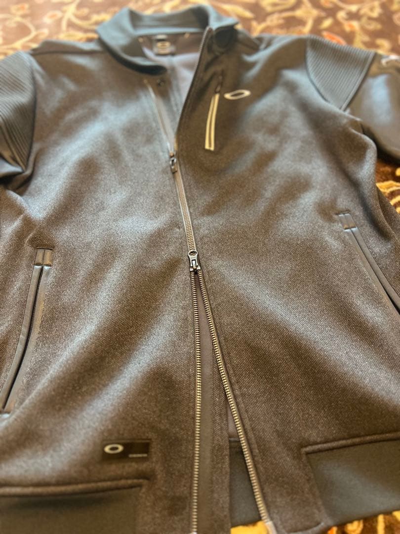 極美品 オークリー スカル ゴルフブルゾン ブラックXL