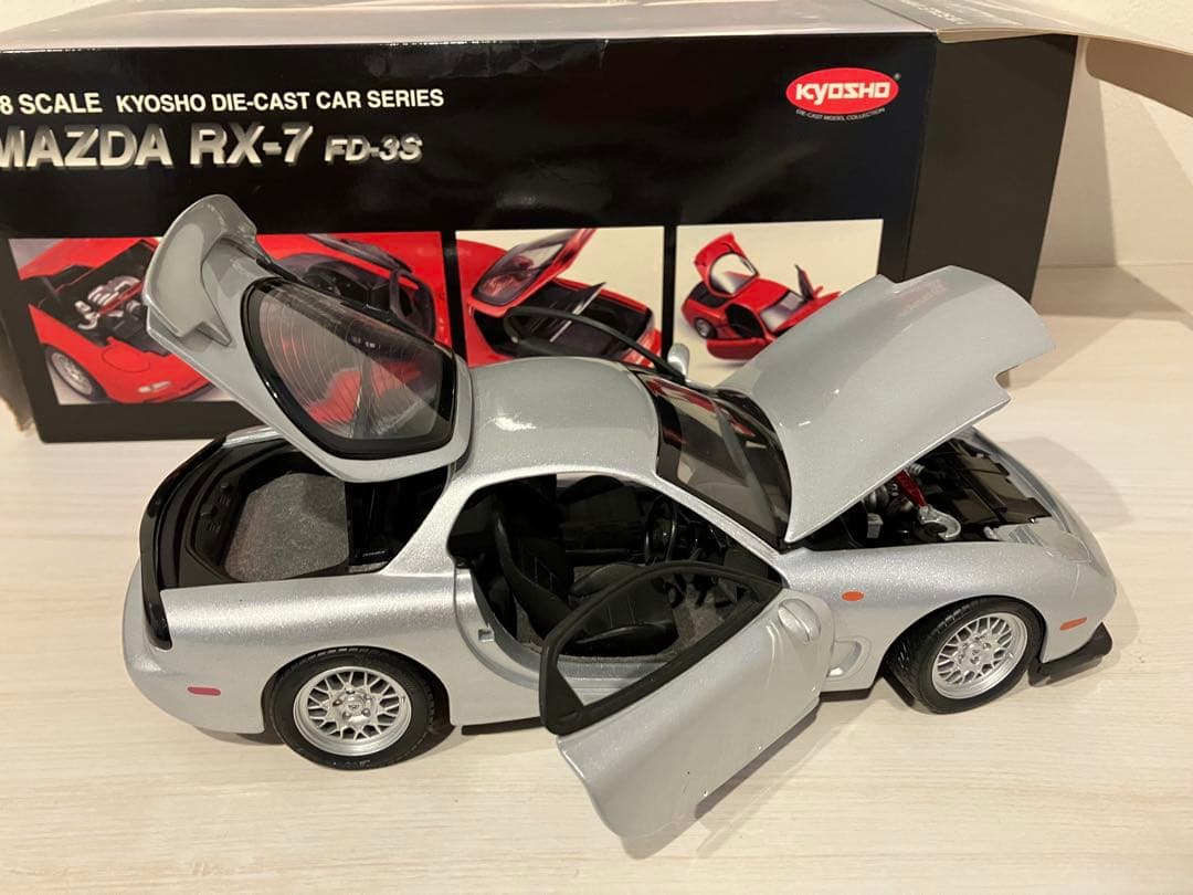京商 Kyosho Mazda マツダ RX7 FD-3S 1/18