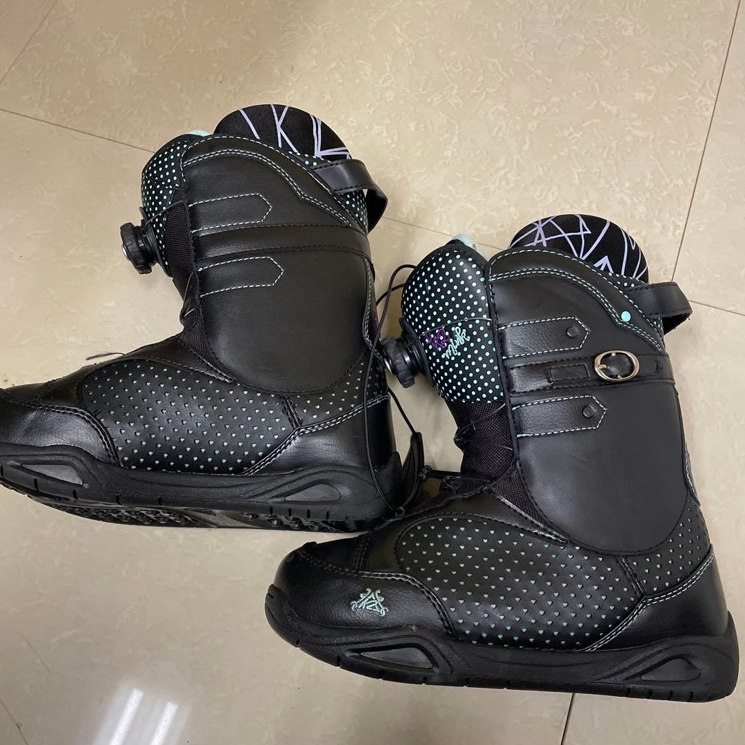 ウィンタースポーツ用スノーボードブーツ(女性用)