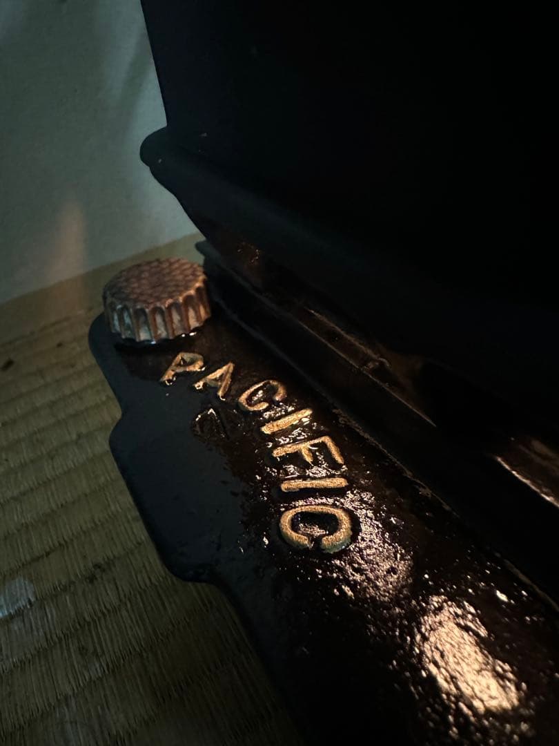 アイロンストーブ　PACIFIC