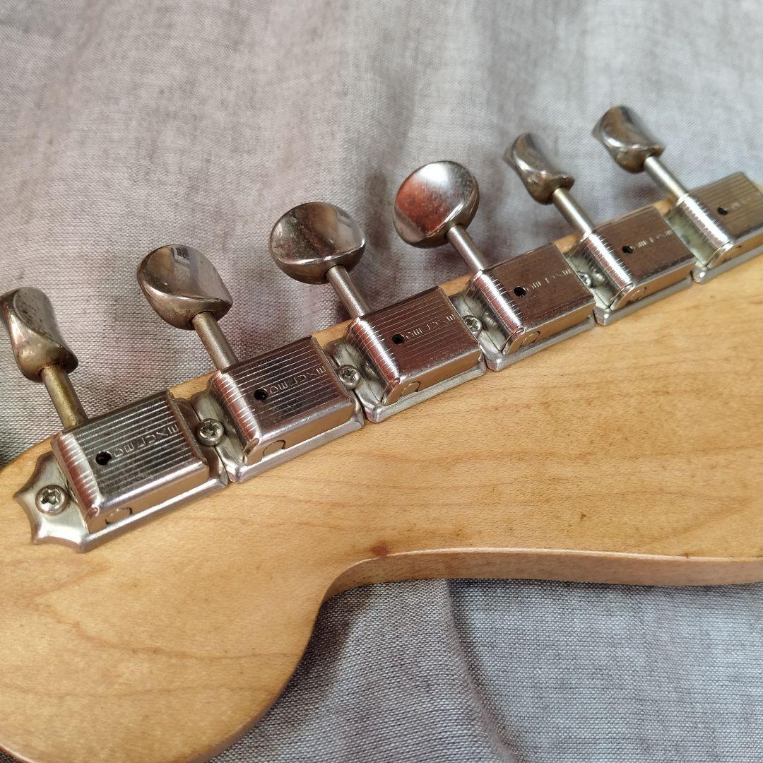 ストラトタイプエレキギター　ブランド不明