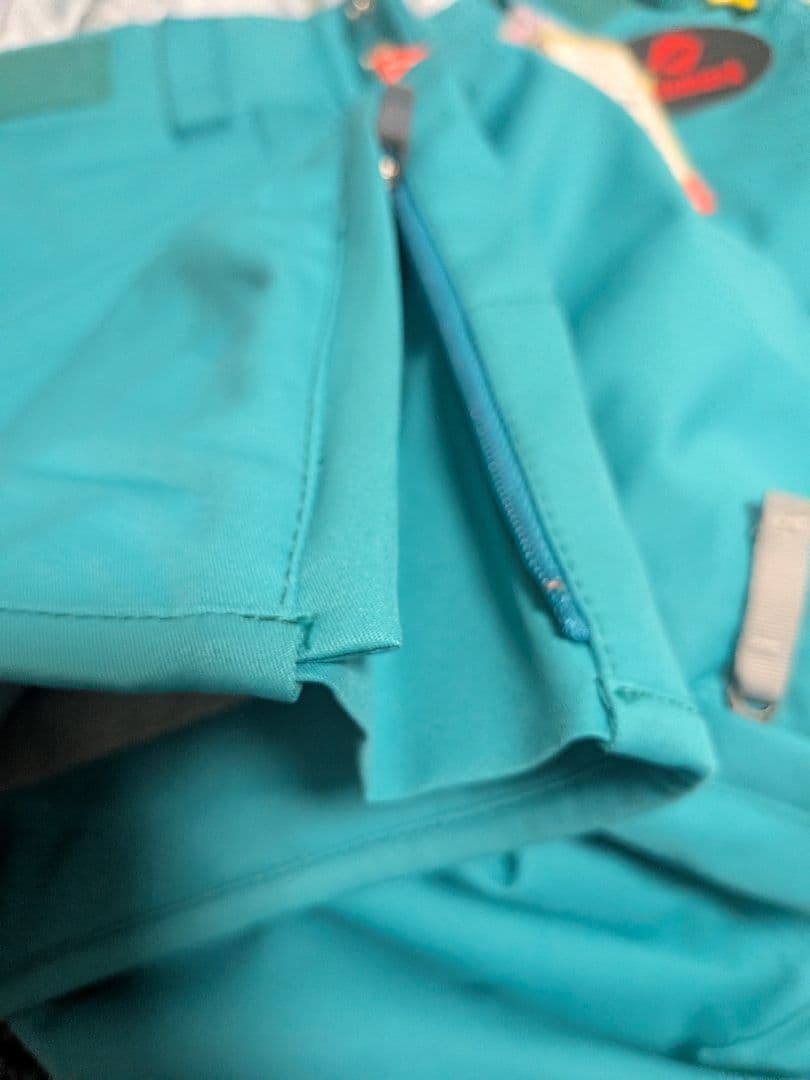 スキーウエア　上ROXY　下Kissmark　Sサイズ　定価５万円相当