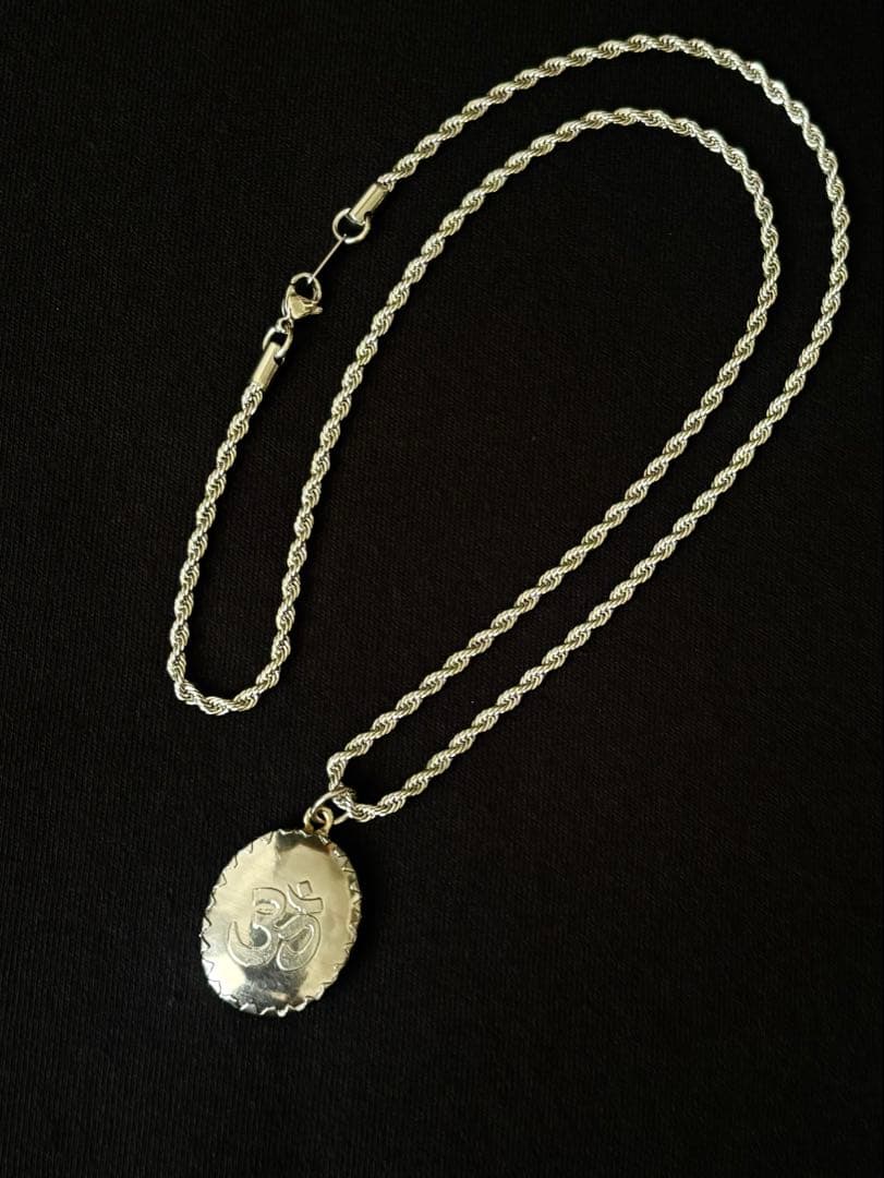 藤井風さん　クリシュナ〈イエロー〉オームペンダント⭐︎おまけつき