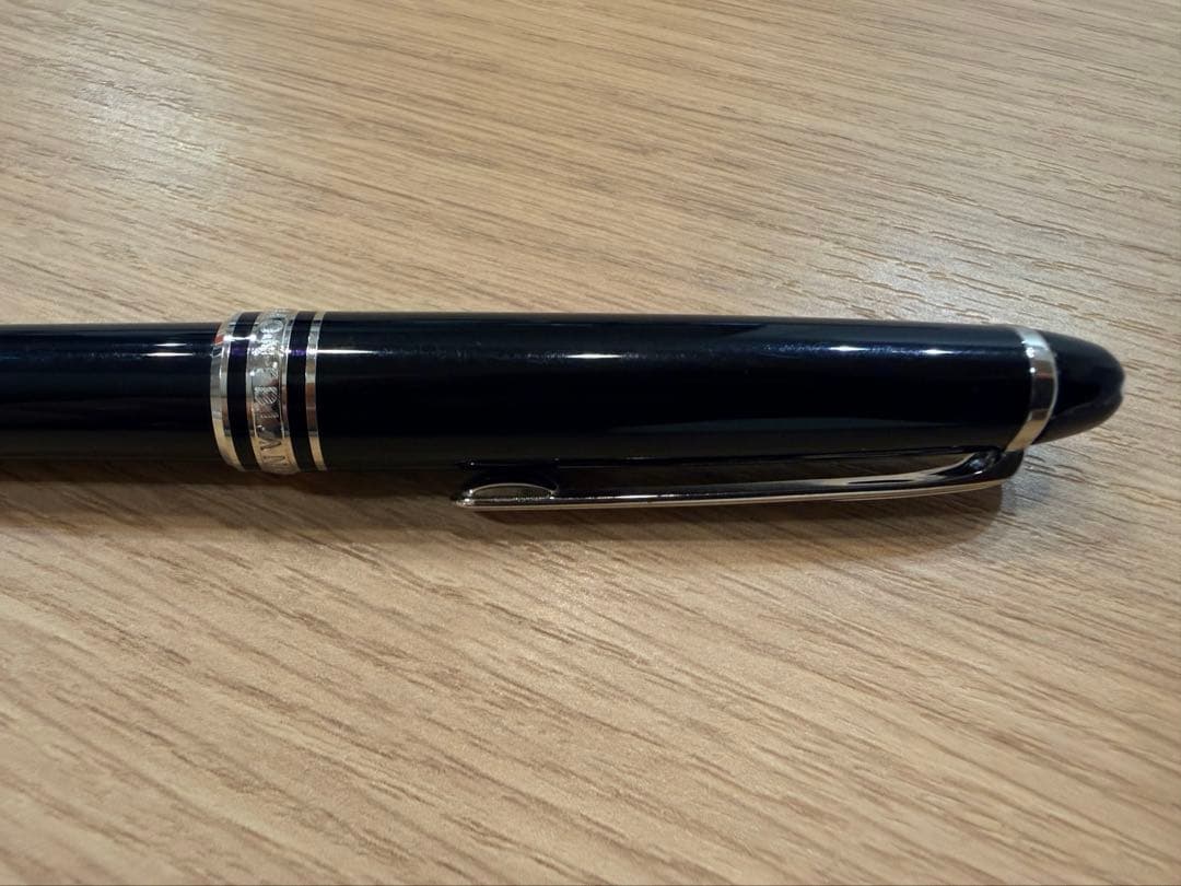 モンブラン マイスターシュテュック ボールペン 黒×シルバー 正規品