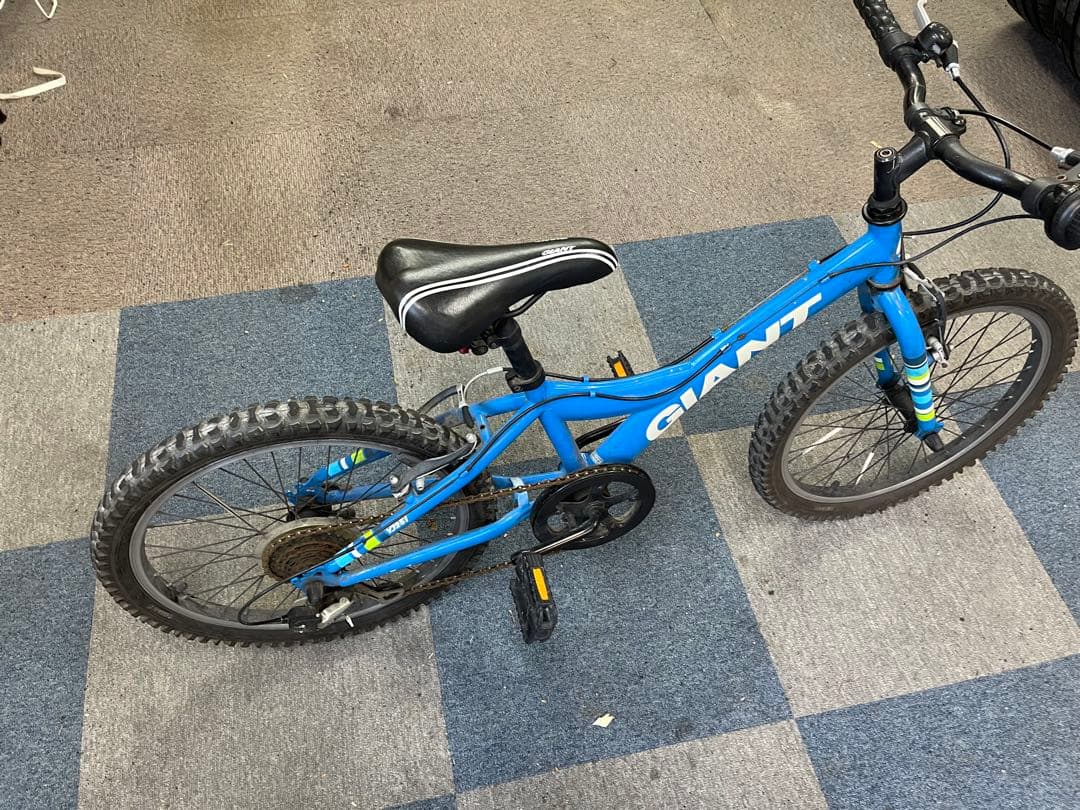 GIANT ジャイアント YJ251 20インチ マウンテンバイク