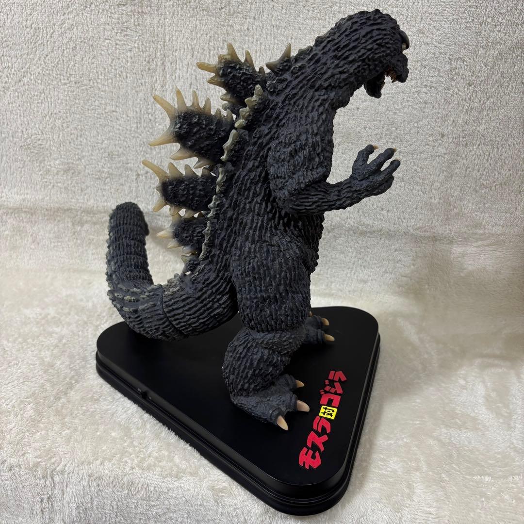 リアルマスターコレクション ゴジラ 1964 少年リック限定 発光ver.