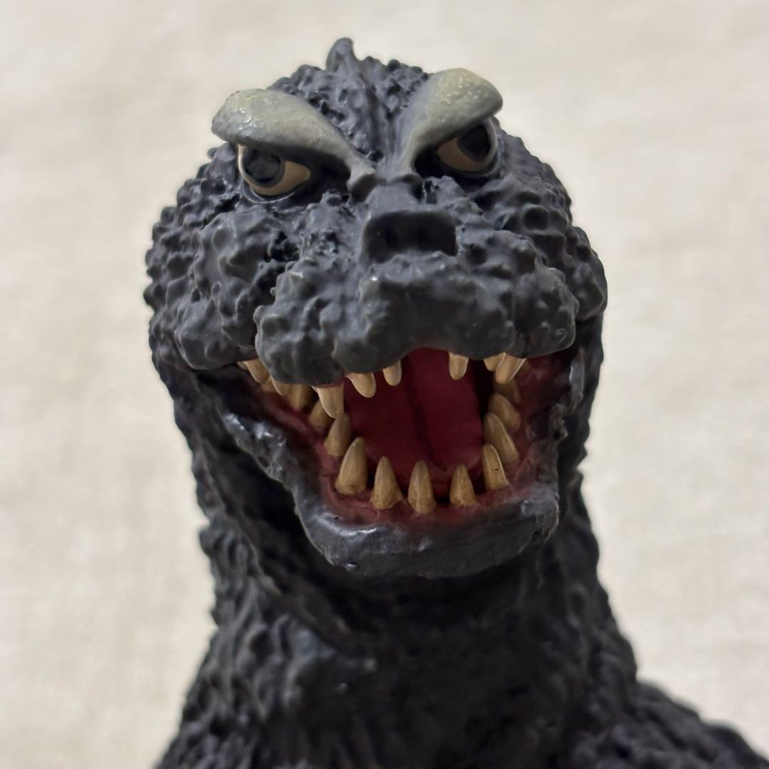 リアルマスターコレクション ゴジラ 1964 少年リック限定 発光ver.