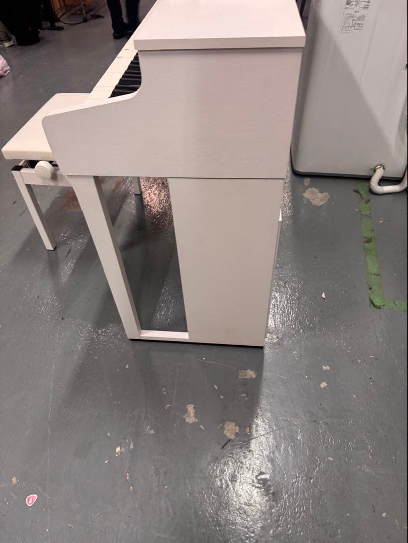 KAWAI 電子ピアノ　SCA401W 23年製