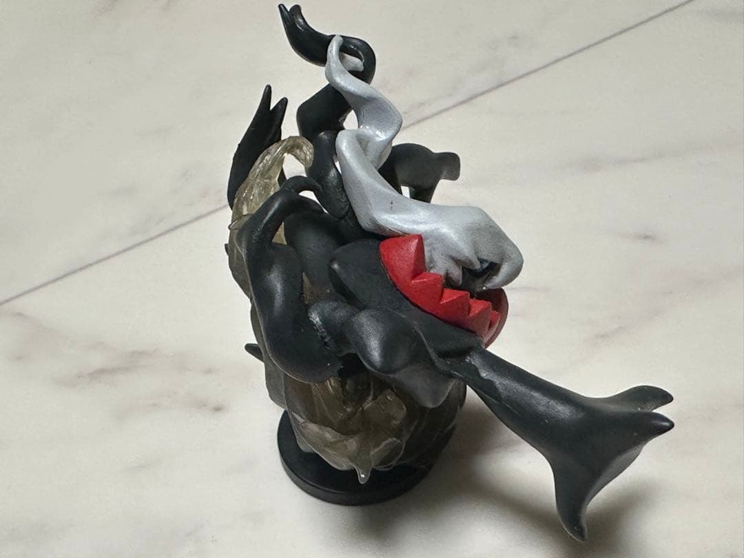 ポケモン ダークライ 海洋堂 フィギュア