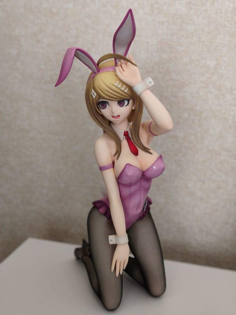 ダンガンロンパ　赤松楓フィギュア　バニー