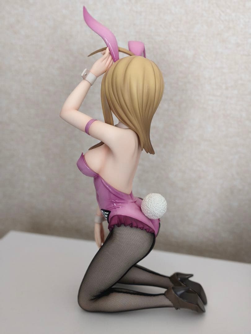 ダンガンロンパ　赤松楓フィギュア　バニー