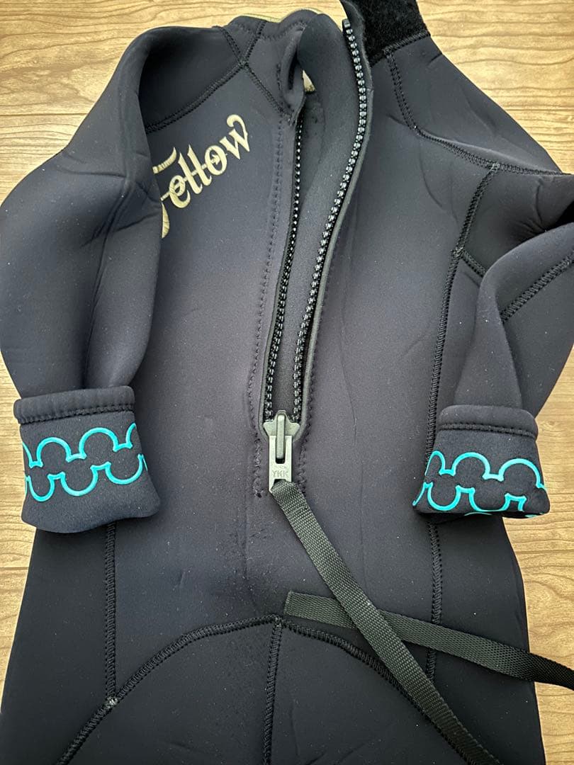 FELLOW フェロー　ウエット　フルスーツ　　　130 キッズ　ジュニア