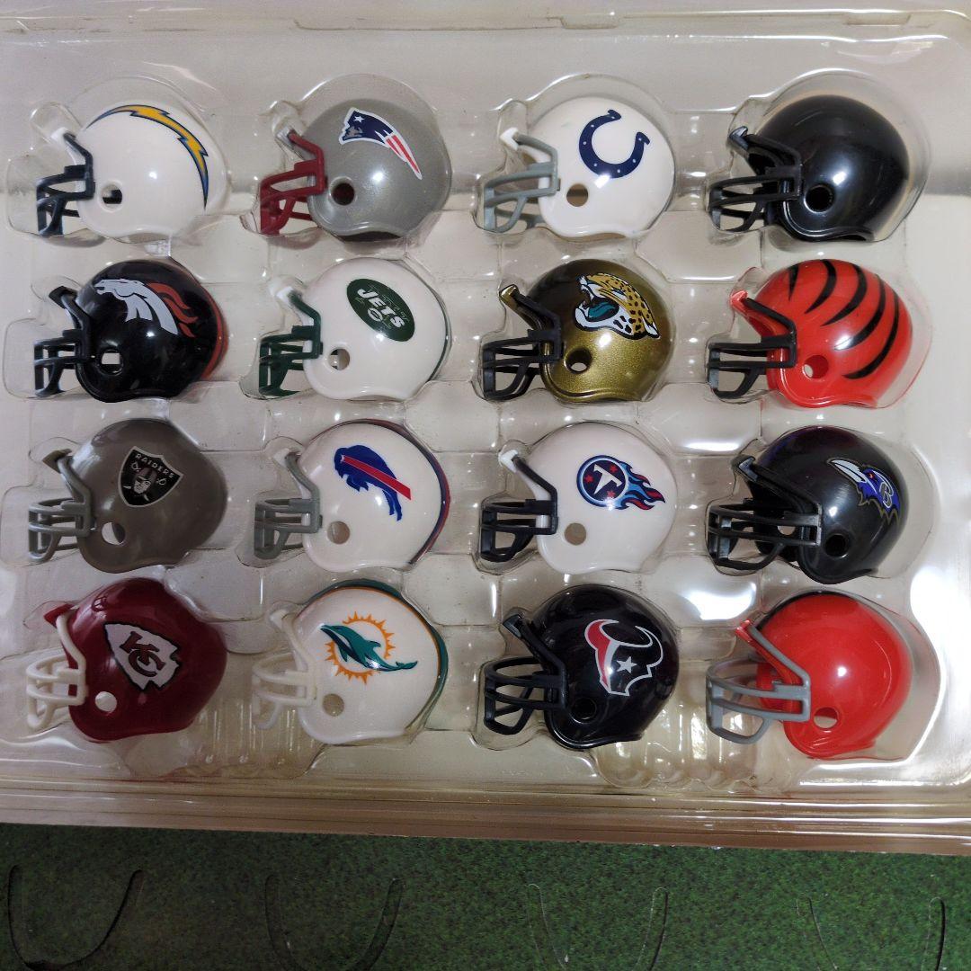 NFL　ヘルメット　TRACKER