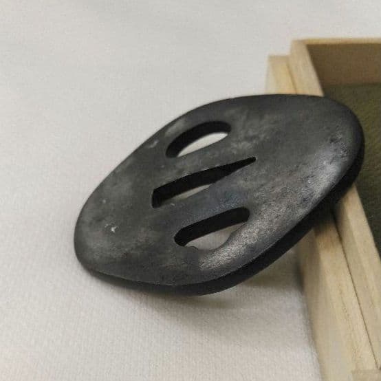 薩摩鍔　撫で木瓜　鍔　鐔　薩摩鐔　刀装具　時代武具　日本刀　居合　御多福　木瓜