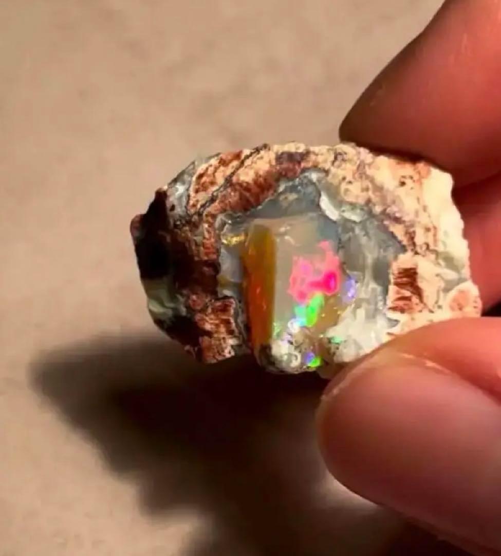 鉱物 : ファイヤーオパール　原石