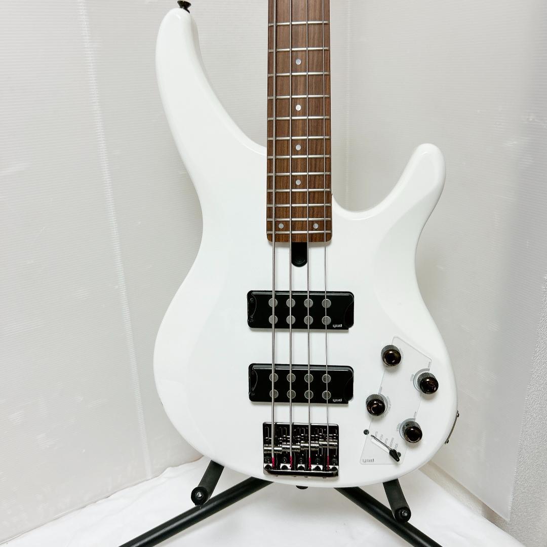美品 YAMAHA ヤマハ TRBX304 アクティブベース ホワイト