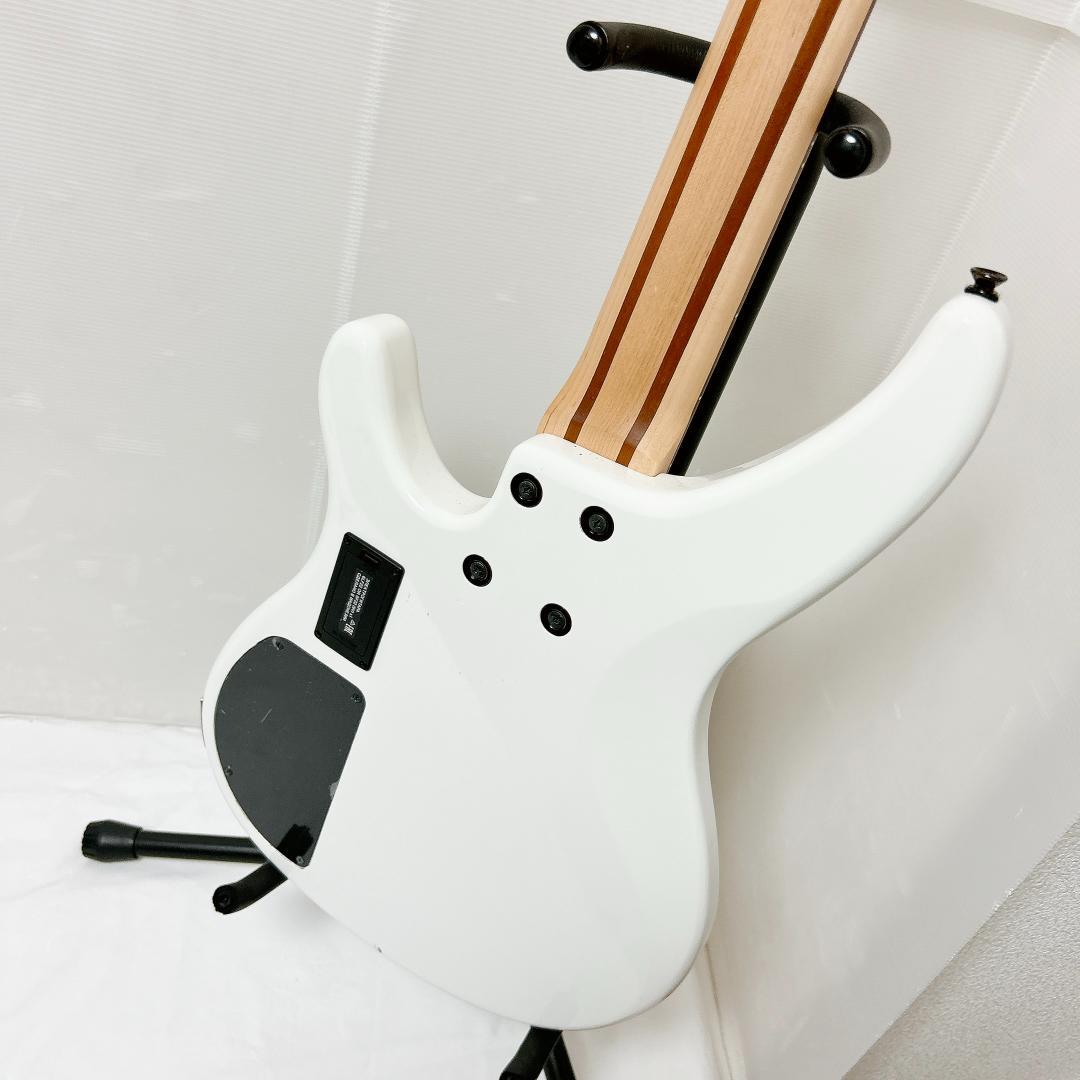 美品 YAMAHA ヤマハ TRBX304 アクティブベース ホワイト