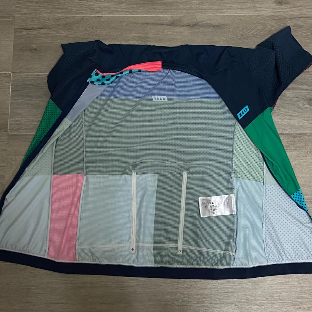 【美品】 サイクルジャージ M マルチカラー イタリア製