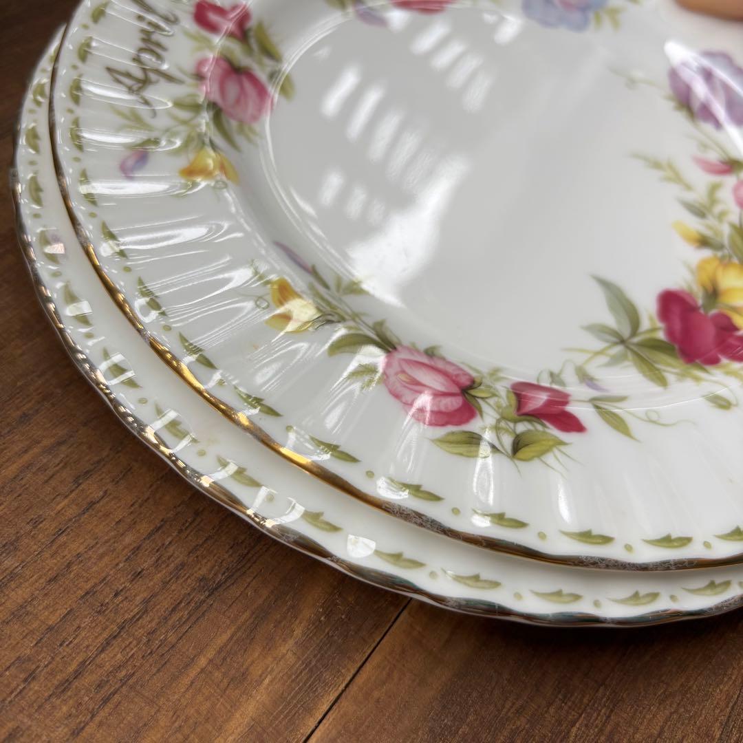 ロイヤルアルバート フラワー・オブ・ザ・マンス April プレート