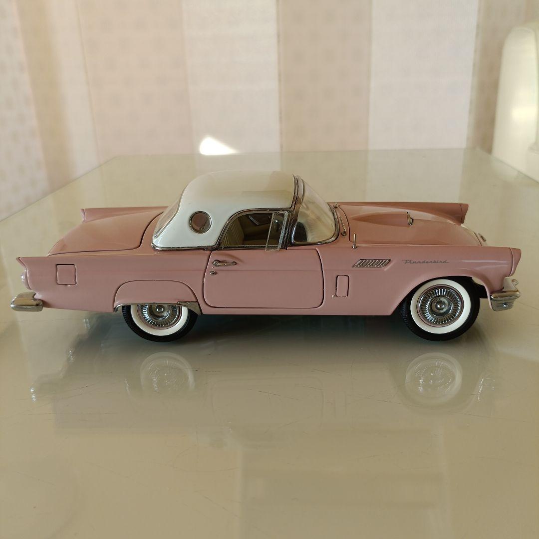 1957 フォード　サンダーバード