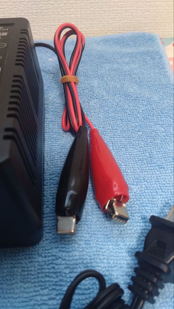 ハピソンHapyson YQ-118 12Ah電動リール用 バッテリー充電器付き