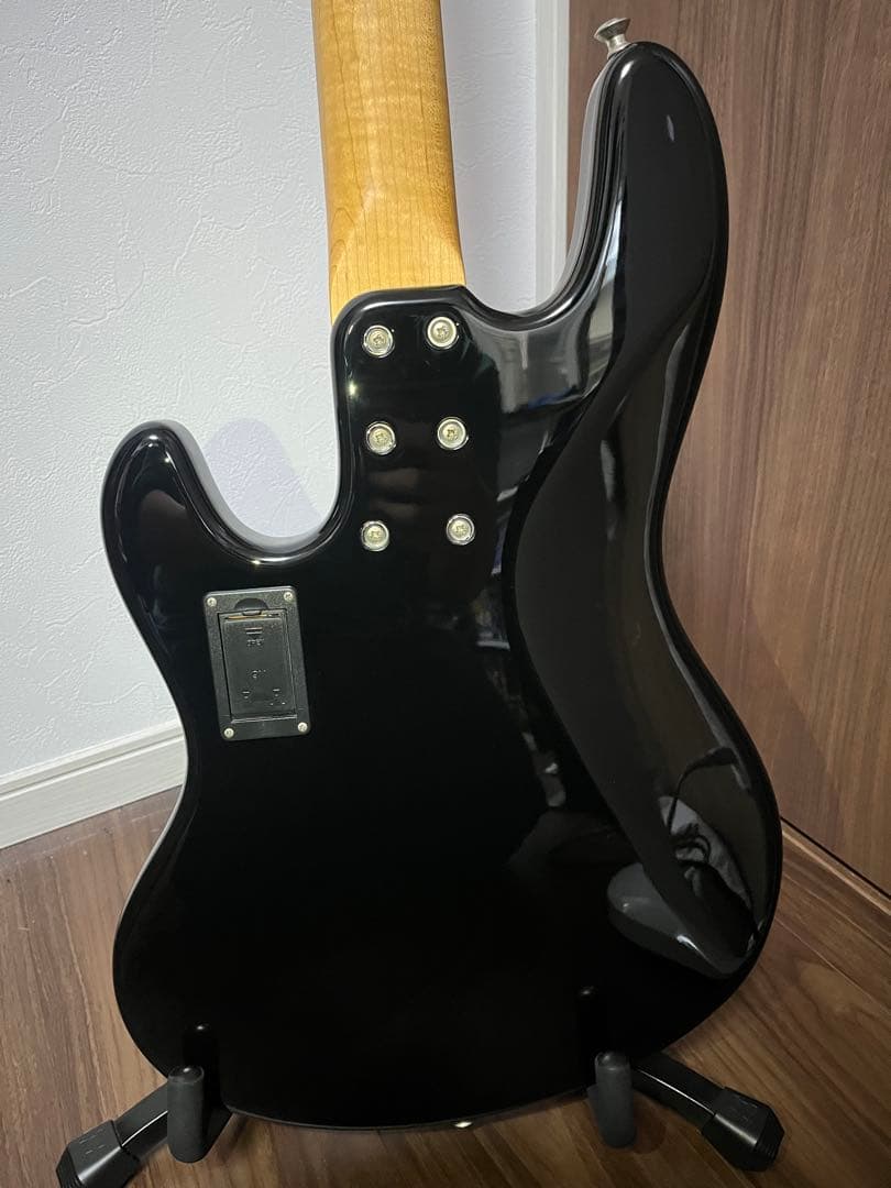 【虎杢・軽量】Sandberg California TM4 ジャズベースタイプ