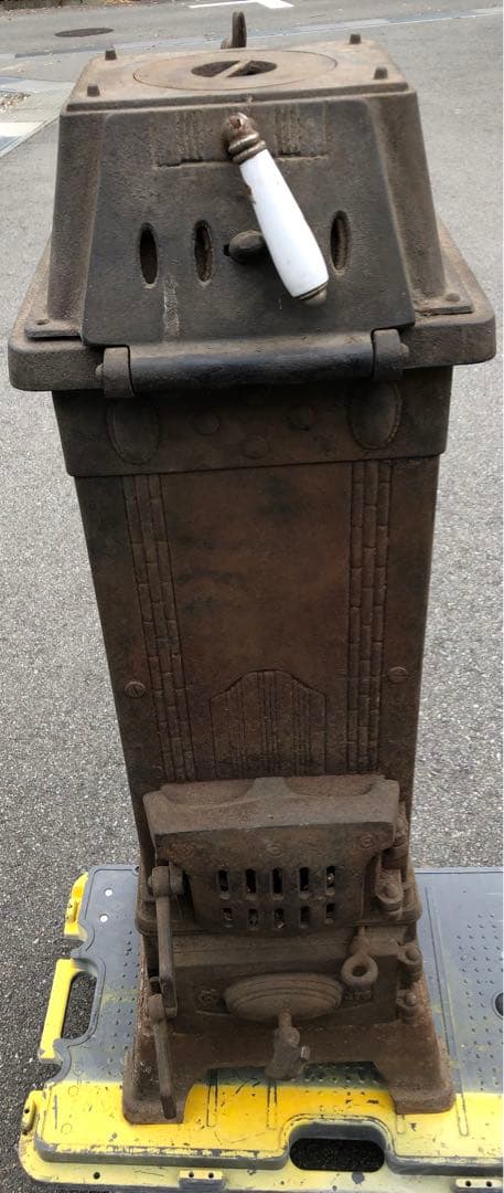 ストーブ フランス　鋳物 鉄製長野市引き取り限定