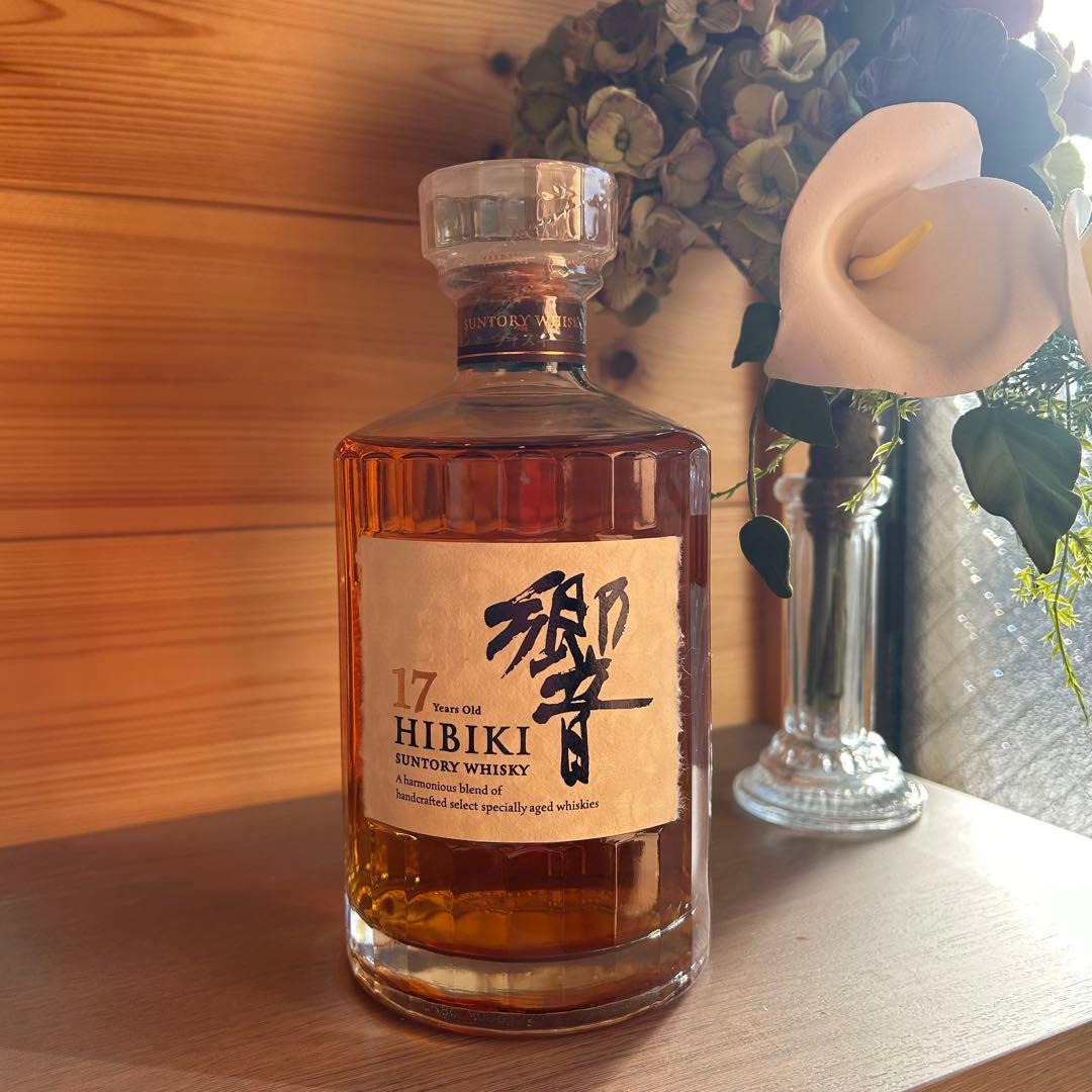 Hibiki 17年 サントリー ウイスキー 750ml