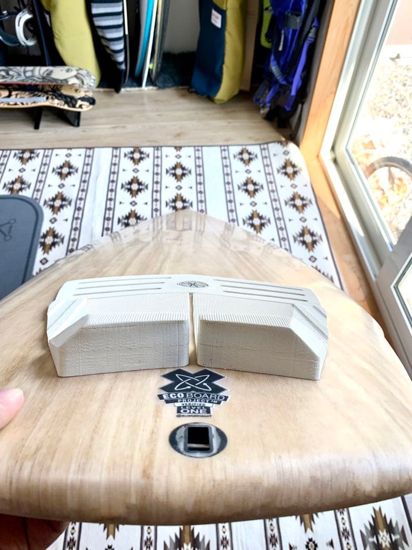 Aloha surfboard black panda ecoskin 5’6”