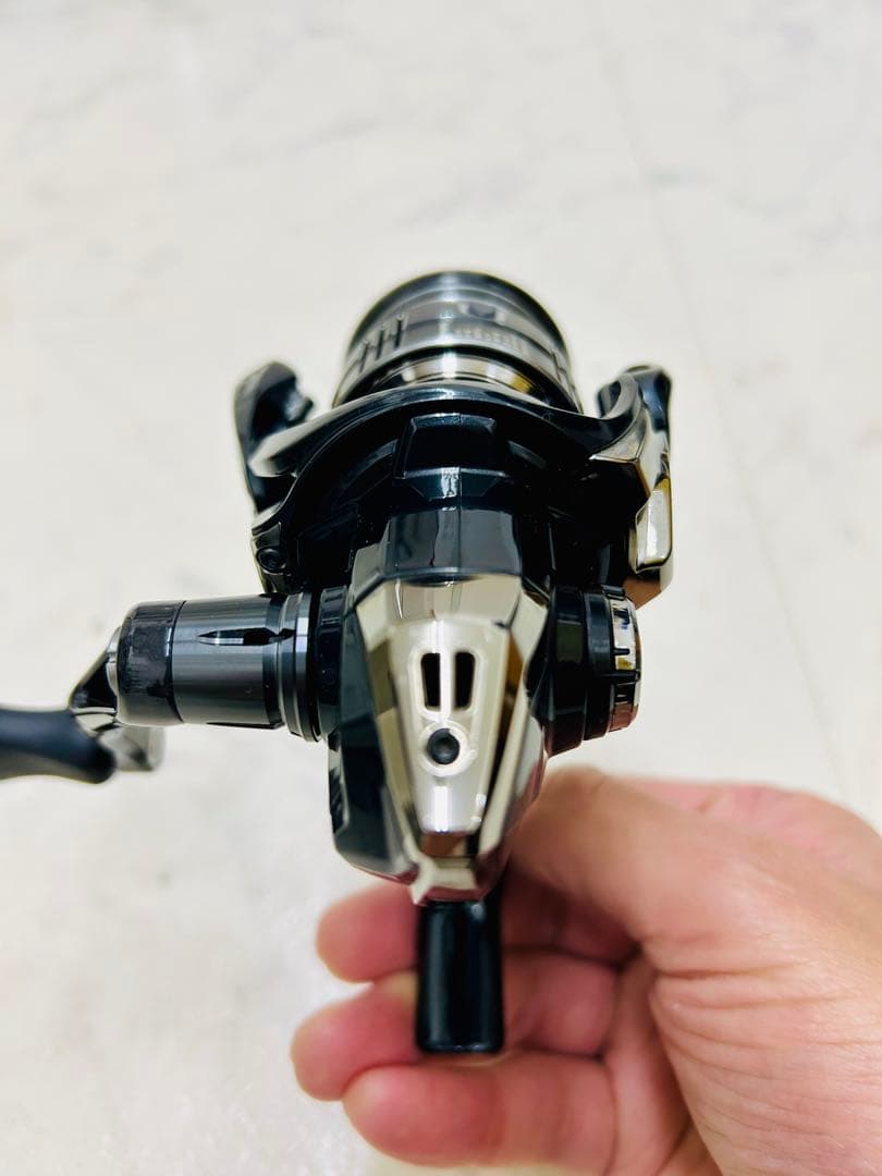 宮島さんの神主さま専用 ⭐︎ 超美品 シマノ　ヴァンキッシュC2500SHG ⭐︎