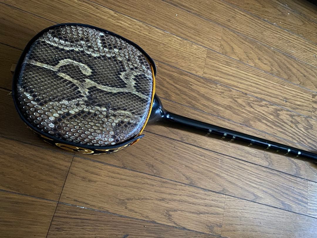 伝統的な三線 本体 3弦 ヘビ皮