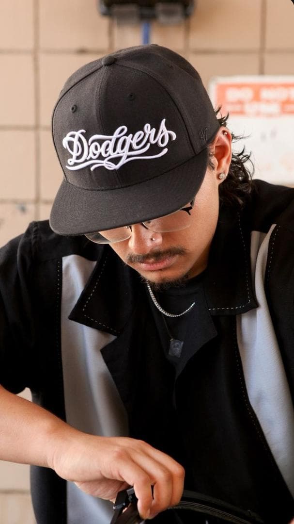 MC LA DODGERS 47 QUILL CAP BLACK 帽子 刺繍 黒