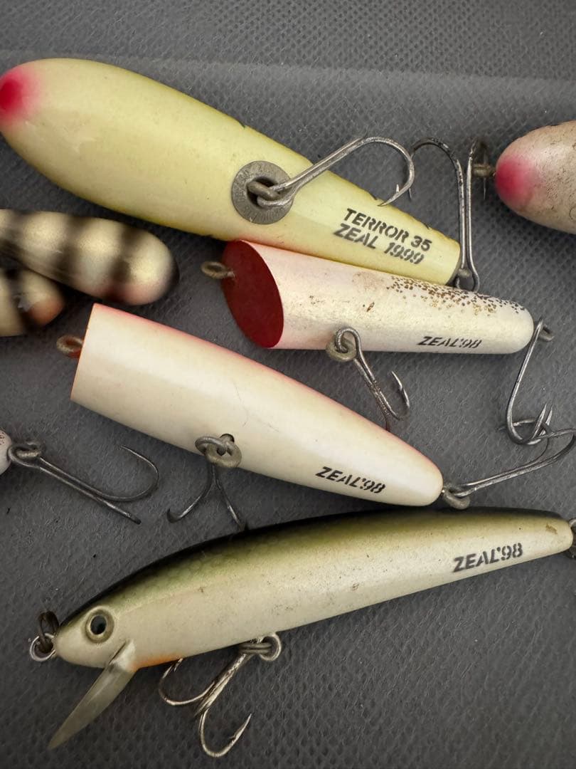 ZEAL ルアー バス