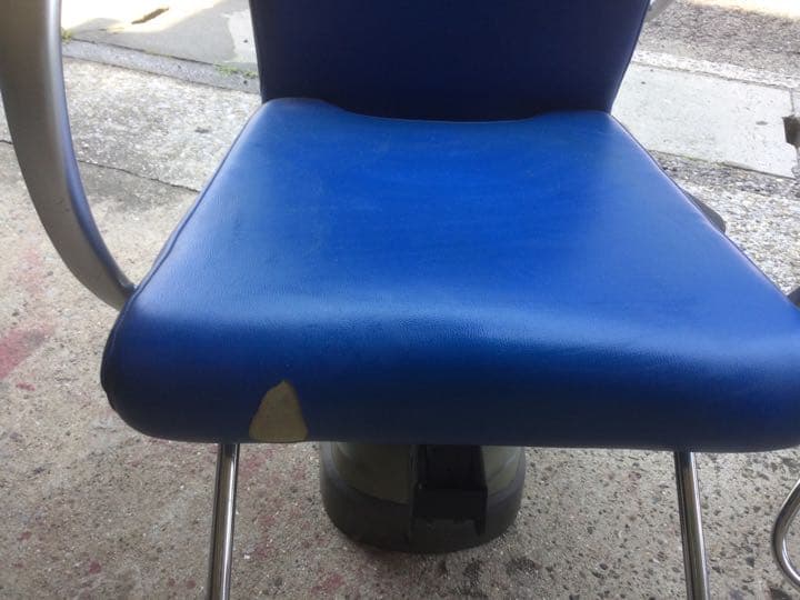 5日限定　2台 オオヒロ　電動　カットチェア　　ブルー