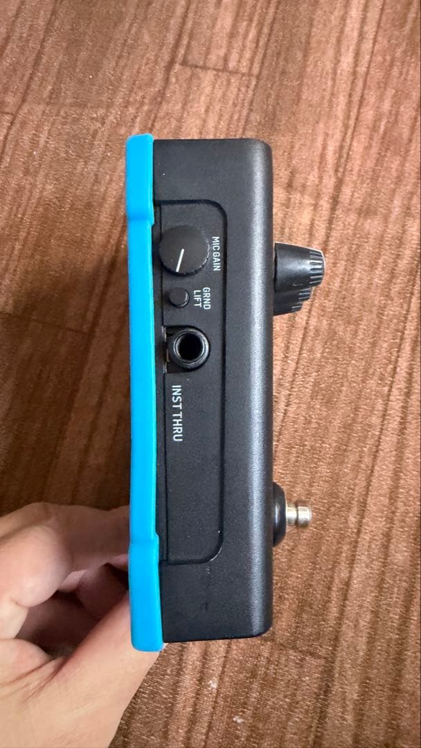 TC-HELICON VoiceTone C1 アダプター付属